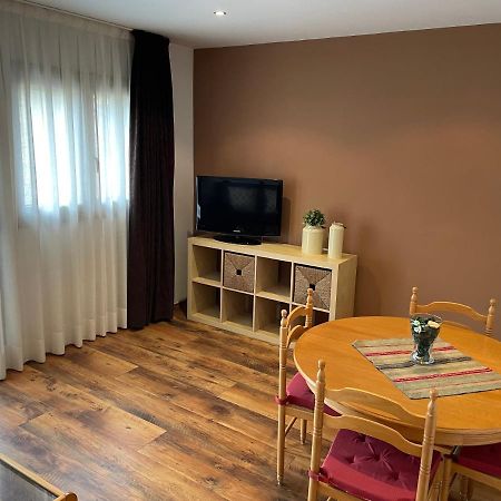 Gisca Apartment Pauls de Flamisells Ngoại thất bức ảnh