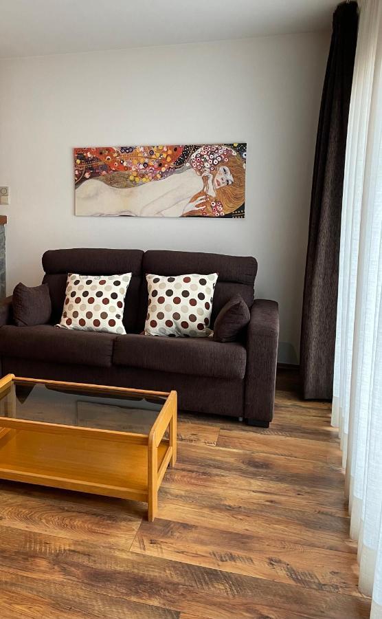 Gisca Apartment Pauls de Flamisells Ngoại thất bức ảnh